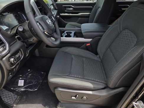 New 2026 RAM 1500 4x4 Crew Cab image 16