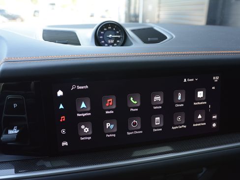 Certified 2025 Porsche Cayenne S AWD/4WD image 23
