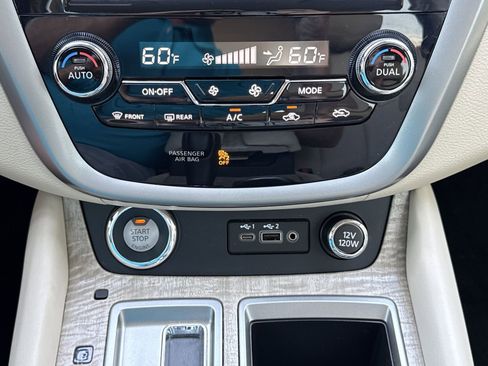 Used 2024 Nissan Murano SV image 24