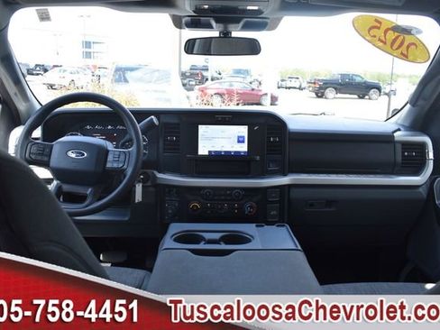 Used 2025 Ford F250 XLT w/ FX4 Off-Road Package image 3