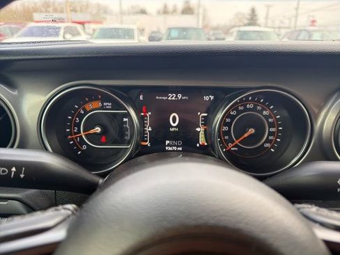 Used 2021 Jeep Wrangler Unlimited Sport image 29