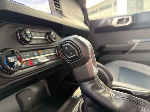 Used 2024 Ford Bronco Outer Banks image 33