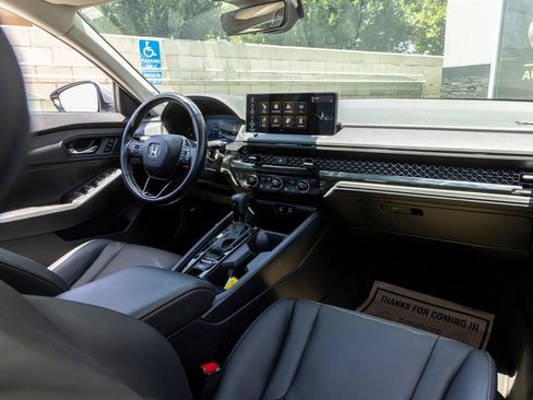 Used 2024 Honda Accord EX-L image 29