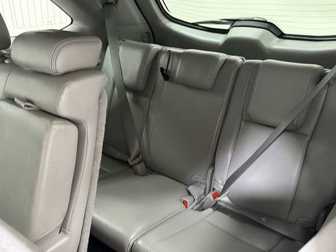 Used 2017 Toyota Highlander XLE image 26