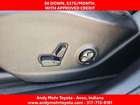 Used 2020 Jeep Cherokee Trailhawk w/ Cold Weather Group AWD/4WD image 13