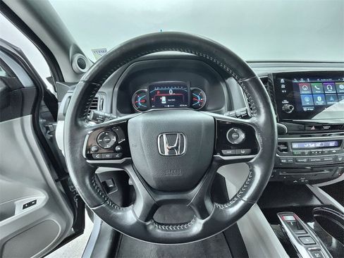 Used 2019 Honda Pilot Touring image 22