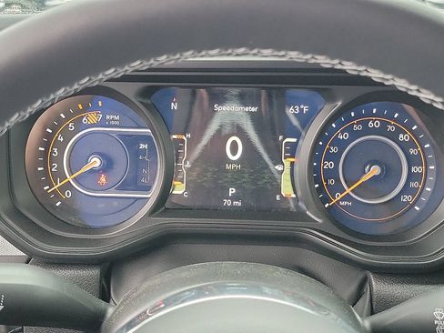 New 2025 Jeep Wrangler Unlimited Sahara AWD/4WD image 7