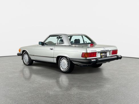 Used 1987 Mercedes-Benz 560 SL image 5