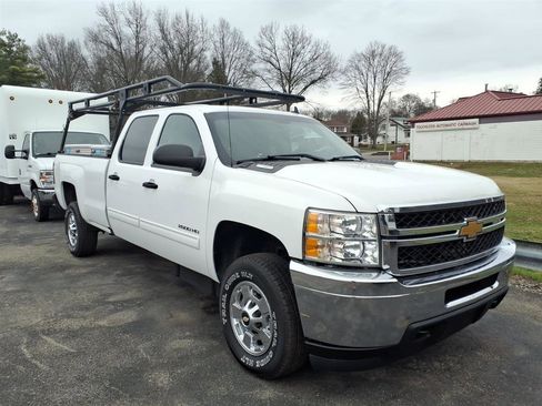 Used 2013 Chevrolet Silverado 2500 LT w/ Suspension Package, Off-Road image 3