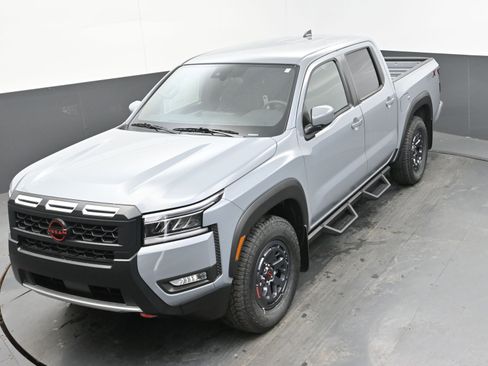 New 2025 Nissan Frontier Pro-X image 30