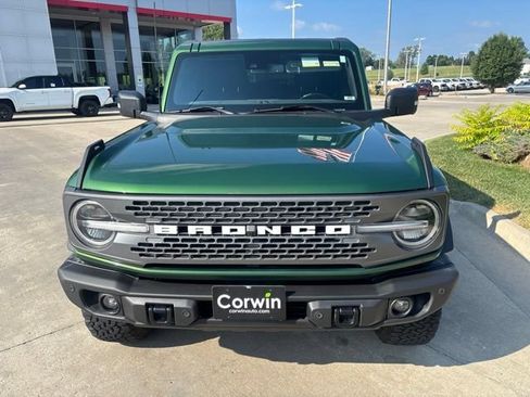 Used 2023 Ford Bronco Badlands AWD/4WD image 10
