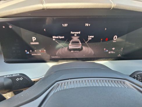 Used 2025 Nissan Murano SL image 15