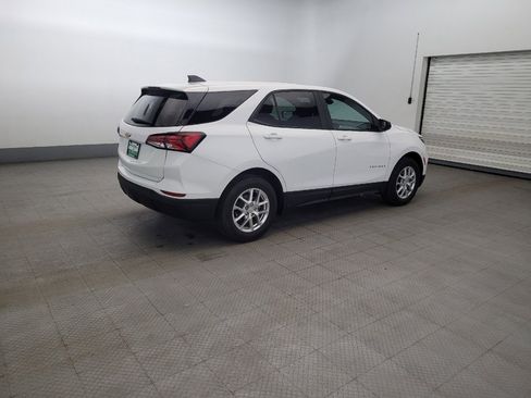 Used 2023 Chevrolet Equinox LS w/ LS Convenience Package AWD/4WD image 10