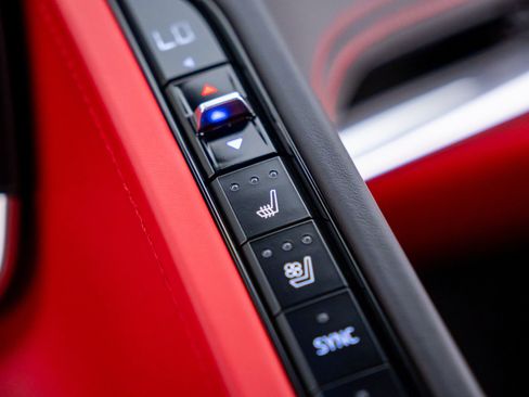 Used 2020 Chevrolet Corvette Stingray Premium Cpe w/ 3LT Preferred Equipment Group RWD image 25