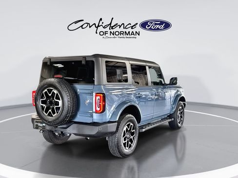 Used 2024 Ford Bronco Outer Banks AWD/4WD image 8