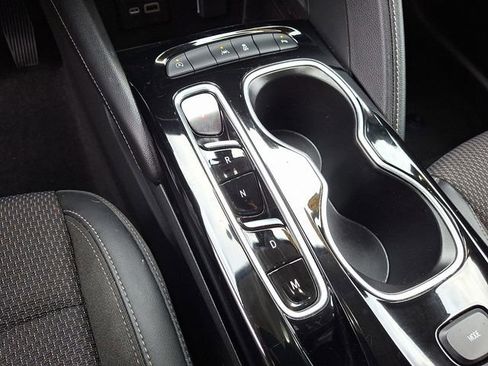 Used 2022 Buick Envision Preferred image 25