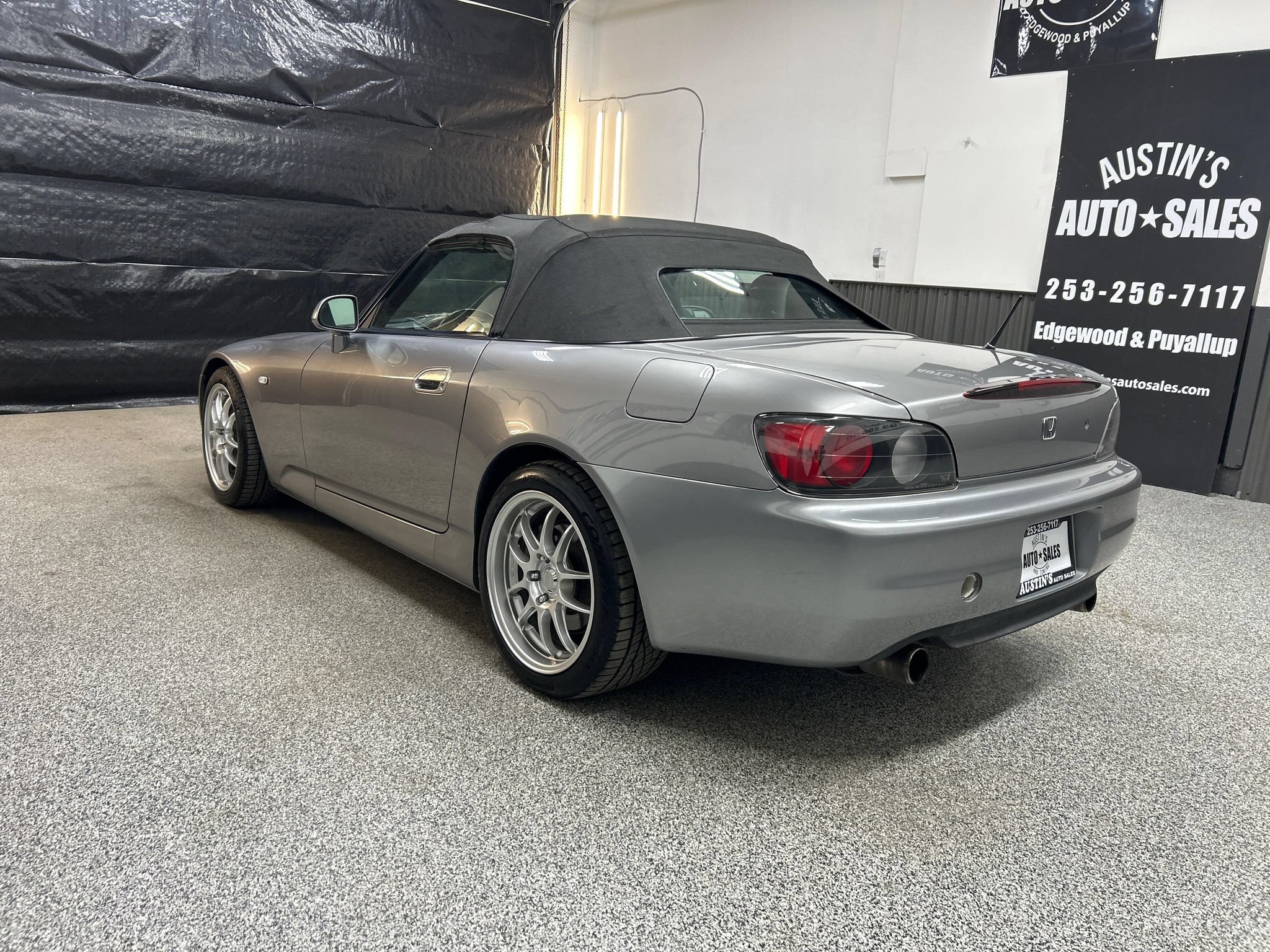 Used 2001 Honda S2000 image 4