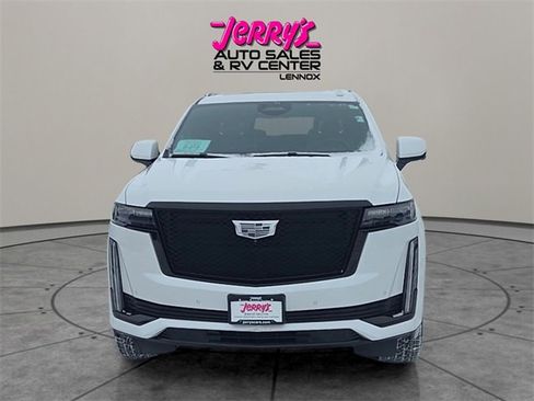 Used 2023 Cadillac Escalade ESV Sport Platinum w/ LPO, ONYX Package image 8