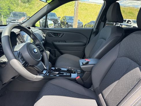 Used 2026 Subaru Forester Premium AWD/4WD image 12
