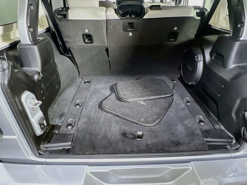 Used 2023 Jeep Wrangler Unlimited Sahara AWD/4WD image 25