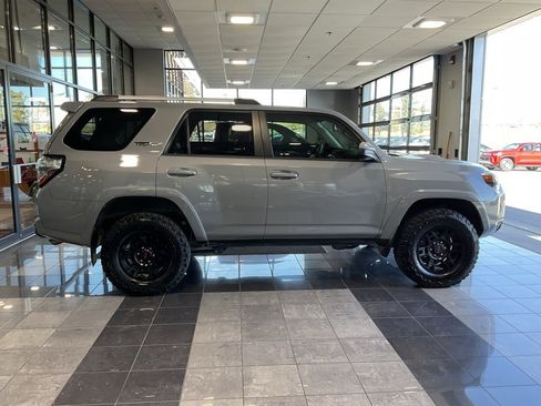 Used 2017 Toyota 4Runner TRD Pro image 6