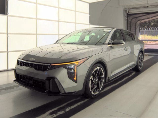 Used 2025 Kia K4 GT-Line w/ GT-Line Sunroof Package FWD image 3