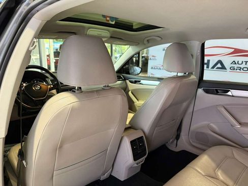 Used 2019 Volkswagen Passat 2.0T Wolfsburg FWD image 35