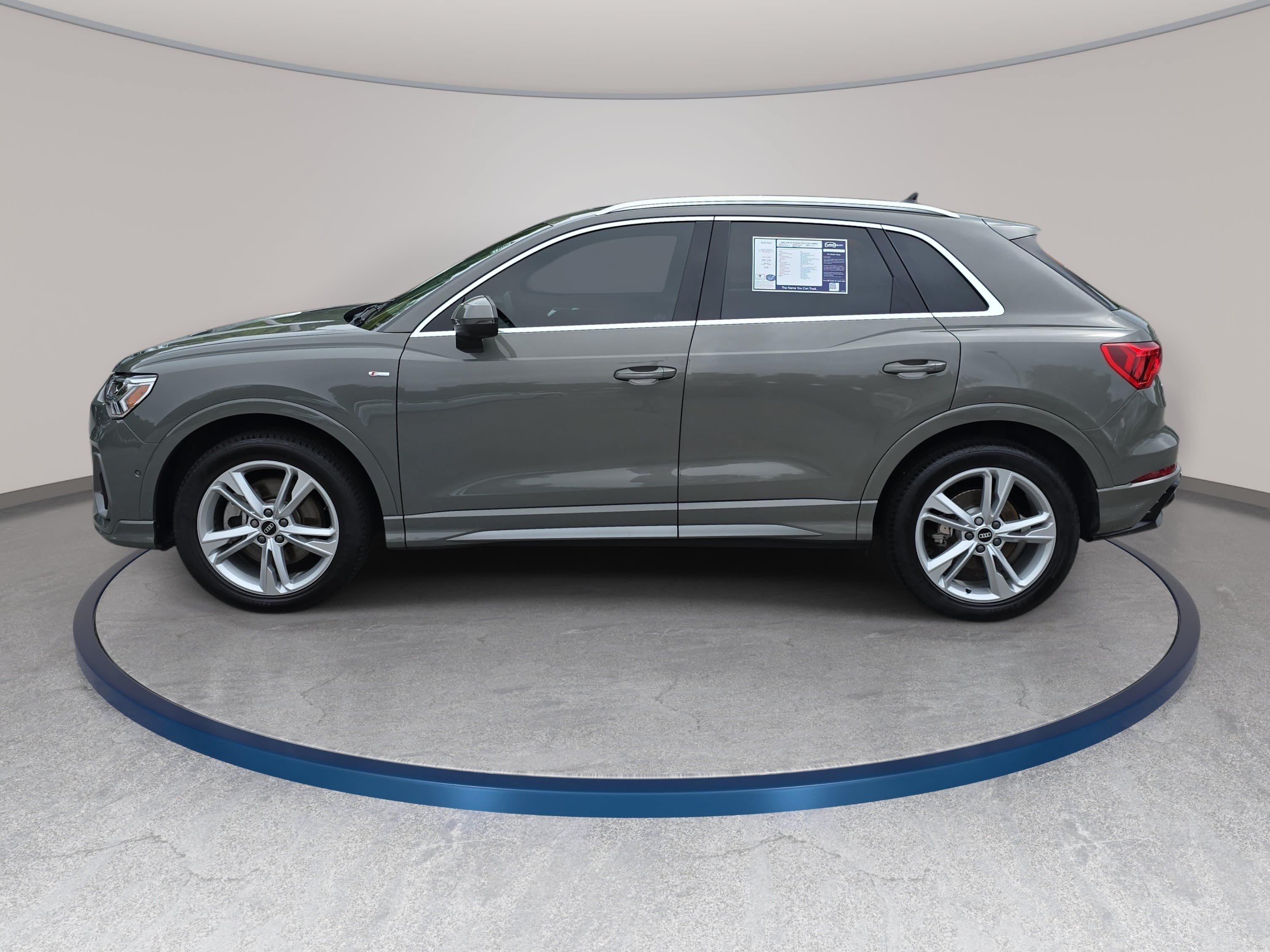 Used 2021 Audi Q3 2.0T Premium Plus w/ Premium Plus Package AWD/4WD image 8
