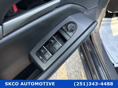 Used 2023 MAZDA MAZDA3 s FWD image 22