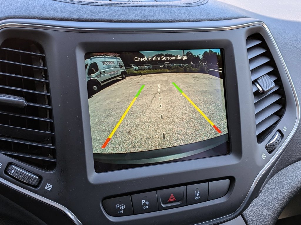 Certified 2023 Jeep Cherokee Altitude Lux AWD/4WD image 20