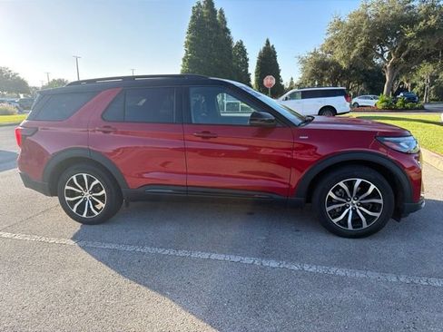 Used 2026 Ford Explorer ST-Line w/ Premium Package RWD image 4