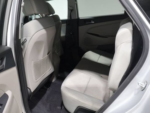 Used 2018 Hyundai Tucson SEL AWD/4WD image 18