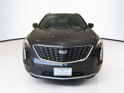Certified 2023 Cadillac XT4 Premium Luxury w/ Technology Package AWD/4WD image 2