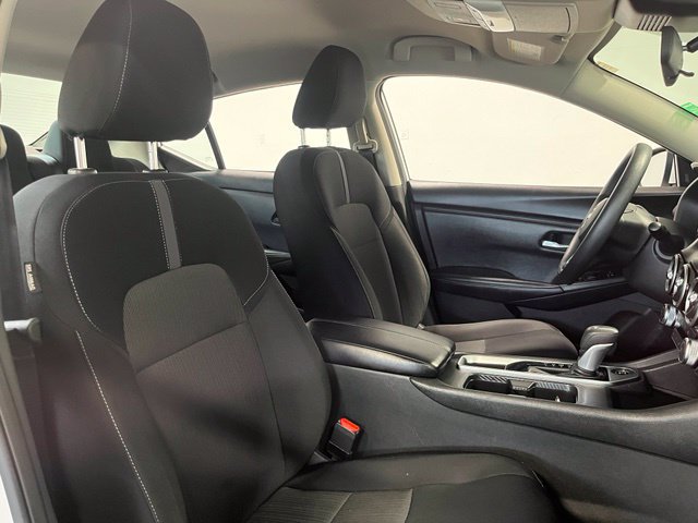 Used 2025 Nissan Sentra SV FWD image 10