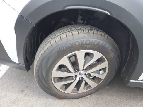 New 2025 Subaru Outback Premium w/ Popular Package #1A image 9