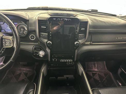 Used 2019 RAM 1500 Limited w/ Advanced Safety Group AWD/4WD image 10