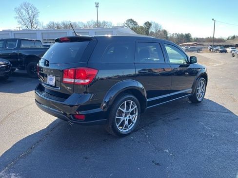 Used 2015 Dodge Journey R/T w/ Flexible Seating Group image 4