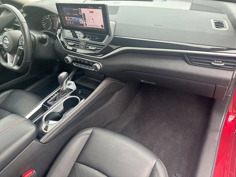 Used 2023 Nissan Altima 2.5 SR w/ SR Premium Package FWD image 48