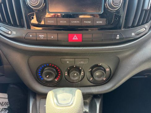 Used 2022 RAM ProMaster City Tradesman FWD image 19