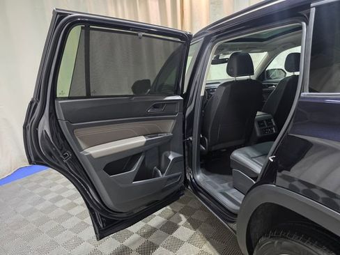 Certified 2023 Volkswagen Atlas SE w/ Panoramic Sunroof Package AWD/4WD image 24