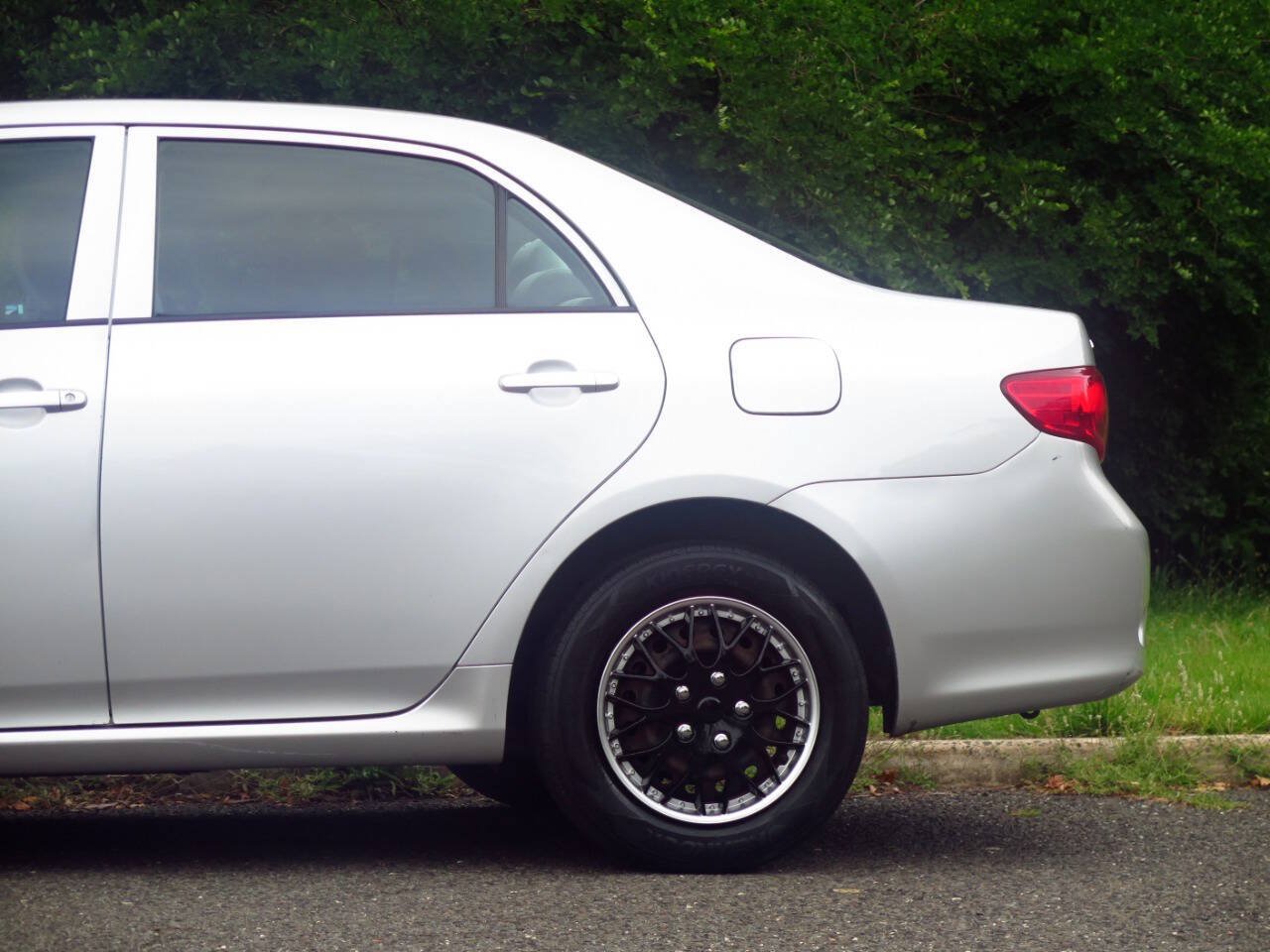 Used 2009 Toyota Corolla LE FWD image 23