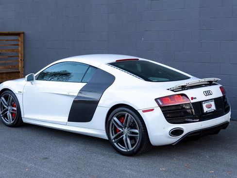 Used 2012 Audi R8 V10 image 4