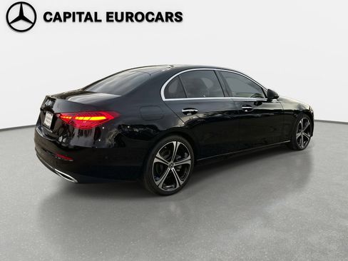Used 2023 Mercedes-Benz C 300 Sedan image 5