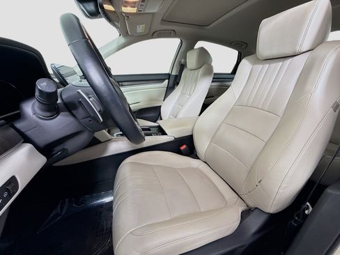 Used 2019 Honda Accord Touring image 20