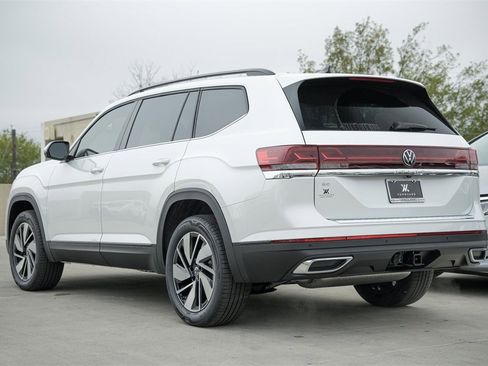 New 2026 Volkswagen Atlas SE image 5