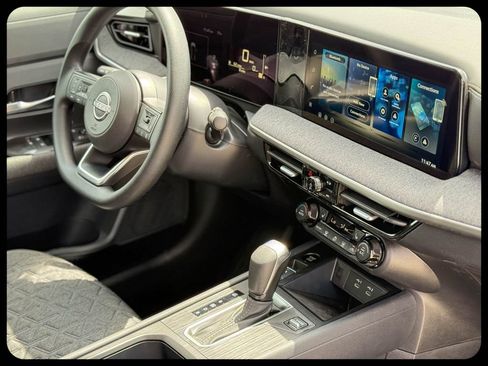 New 2026 Nissan Kicks SV image 8