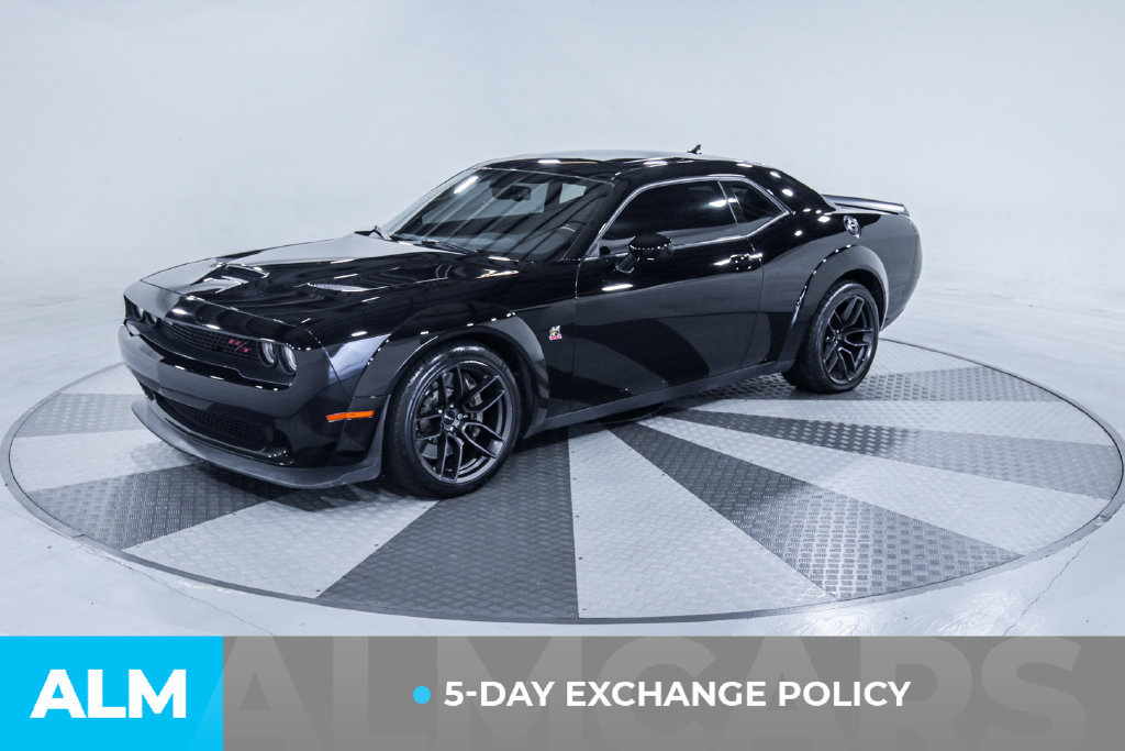 Used 2021 Dodge Challenger R/T Scat Pack RWD image 3