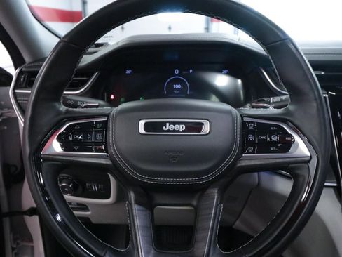 Used 2021 Jeep Grand Cherokee L Overland w/ Advanced Protech Group III RWD image 18