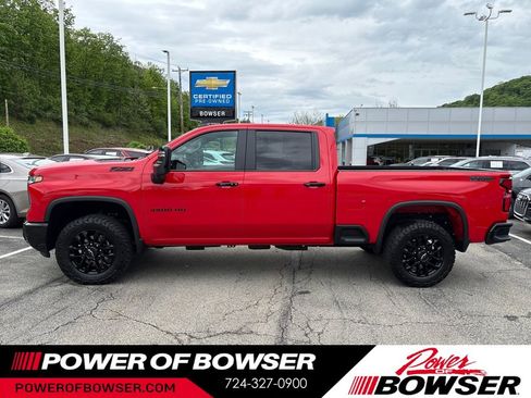 Used 2026 Chevrolet Silverado 3500 LT w/ Trail Boss Package AWD/4WD image 2