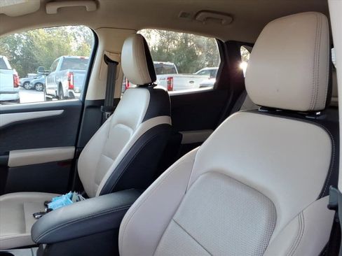 Used 2020 Ford Escape SEL image 19